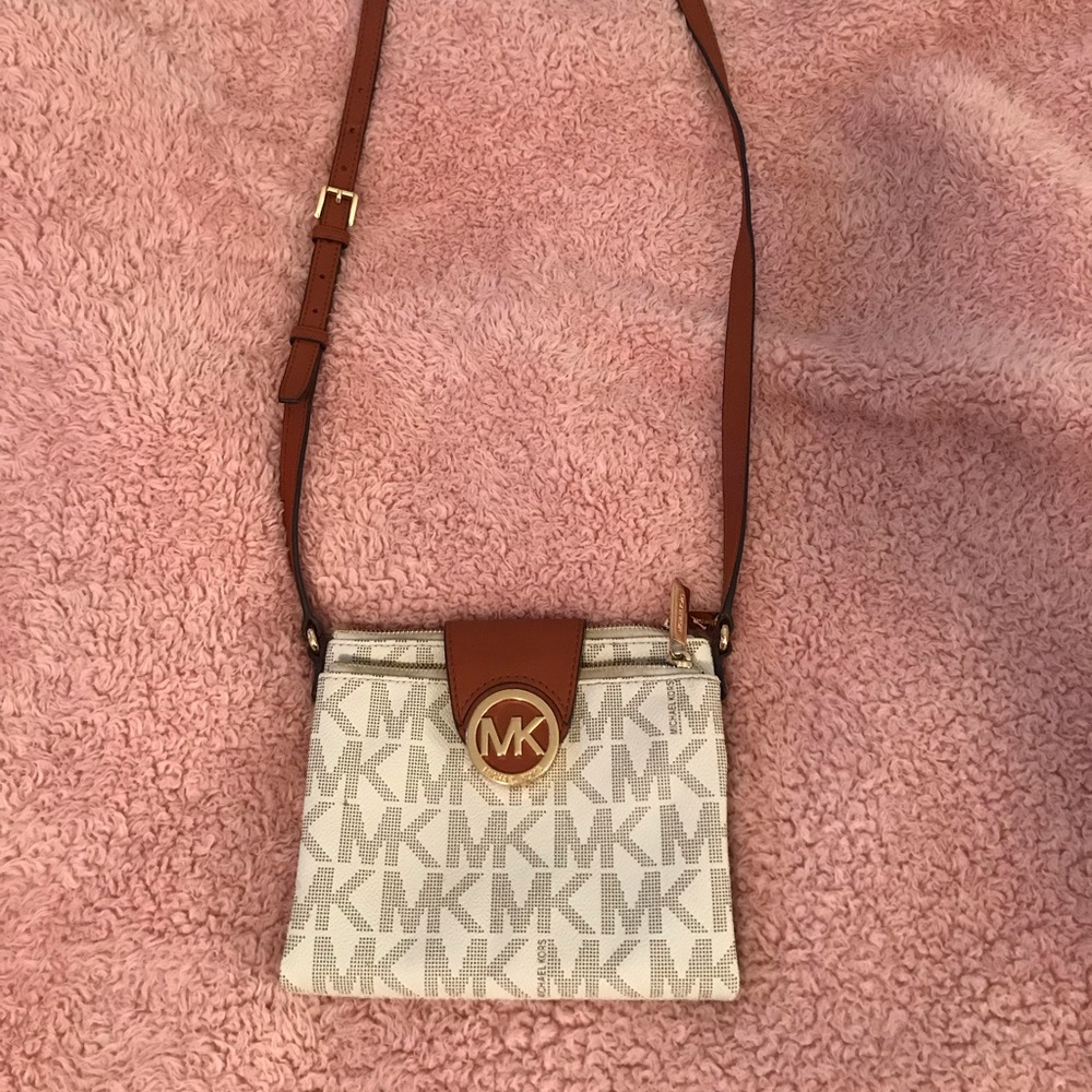Michael Kors crossbody